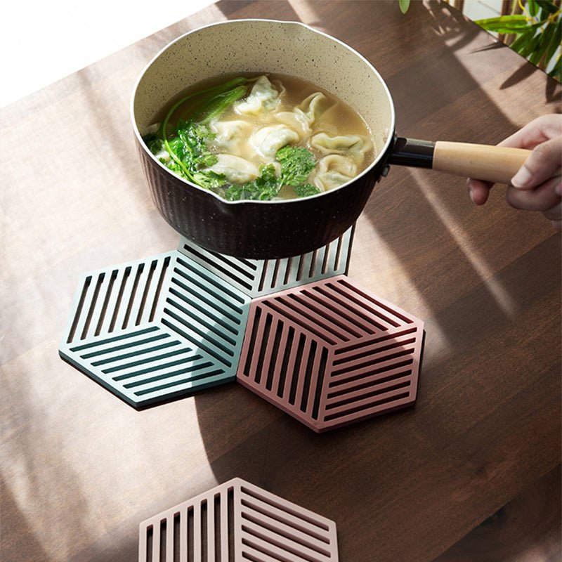 geometric-silicone-pan-trivets-5pccoastersliving-simply-house-451702