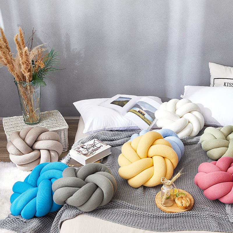 loose-knot-cushionscushionsliving-simply-house-153667
